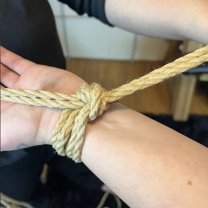 Couples eventcalendarapp Rope Bondage Fundamentals with Mx Knotty Eugene
